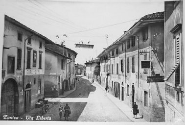 via Libert� a Zanica  (anni 50)